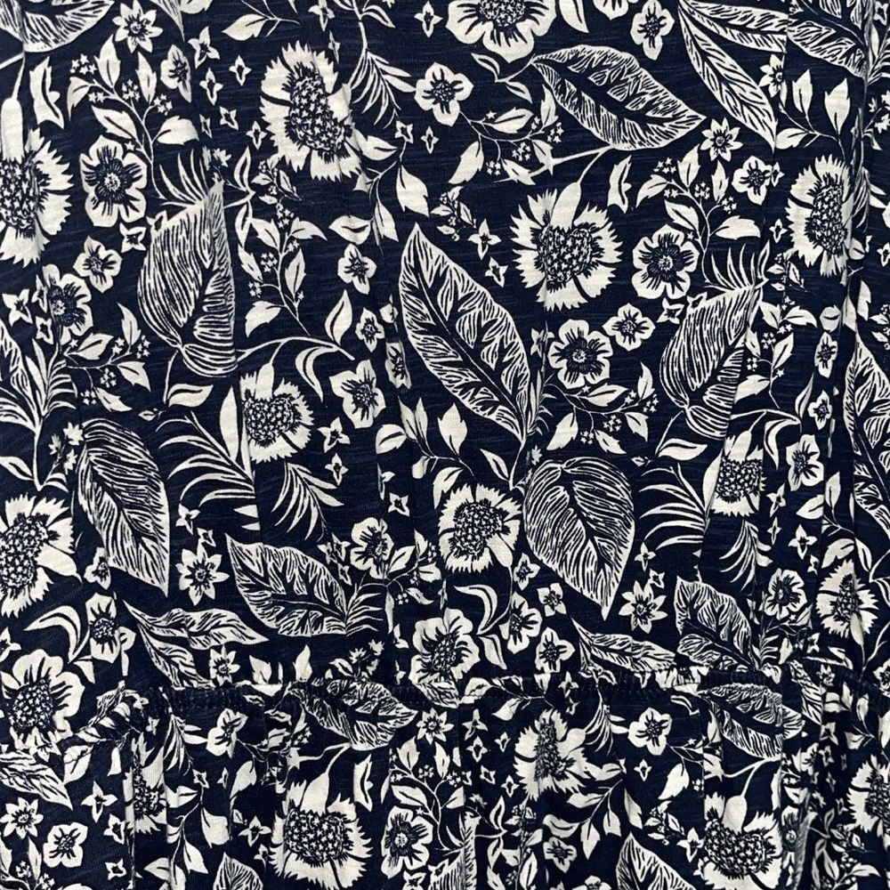 H&M Navy and White Floral Dress - Picture 2 of 5